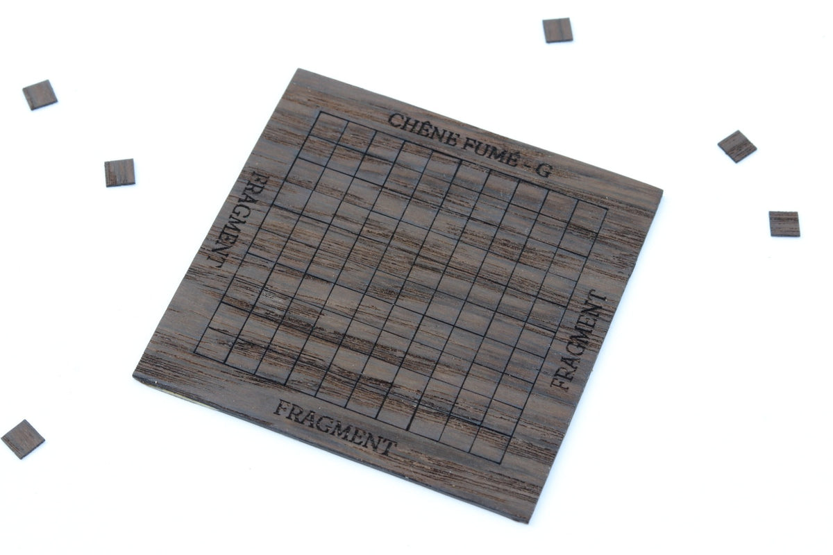 Plaquette de 100 tesselles en bois